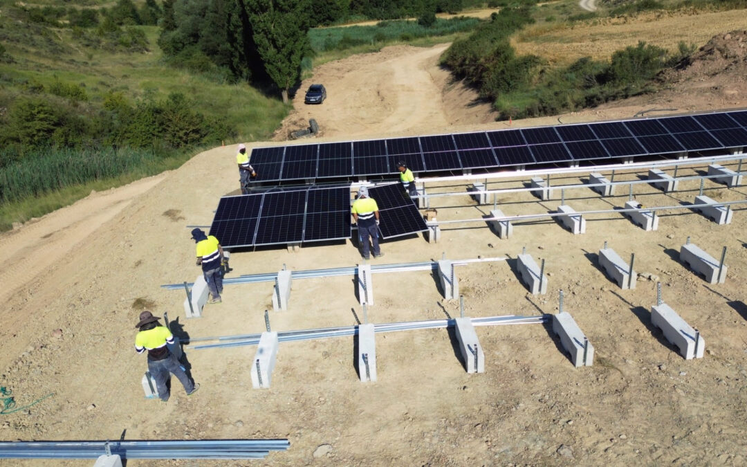 Qué implica un servicio integral de energía solar en entornos industriales